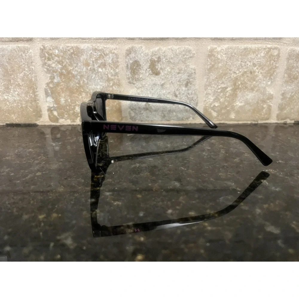 Neven Cambridge Violet‎ Polarized Sunglasses With Soft Pouch
